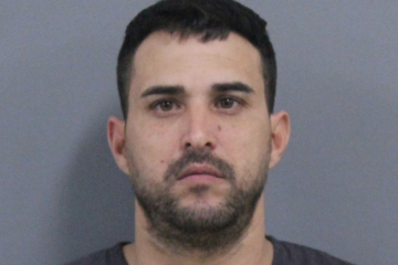 Chattanooga man arrested after using stolen credit cards to make fraudulent purchases in Catoosa County