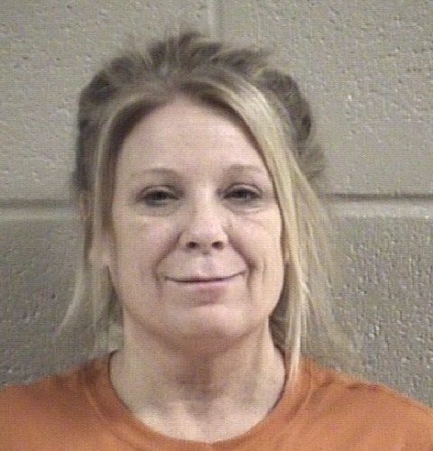 laFayette woman arrested for DUI after 911 call from concerned citizen in Dalton