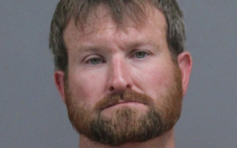 Man arrested after driving drunk all over the roadway with 5-year-old son in Catoosa County